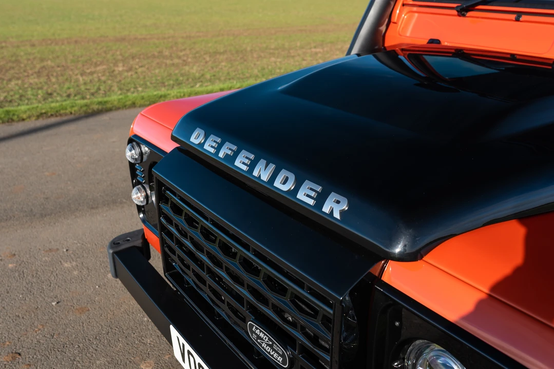 2016 Land Rover Defender 110 - Image 26 of 31