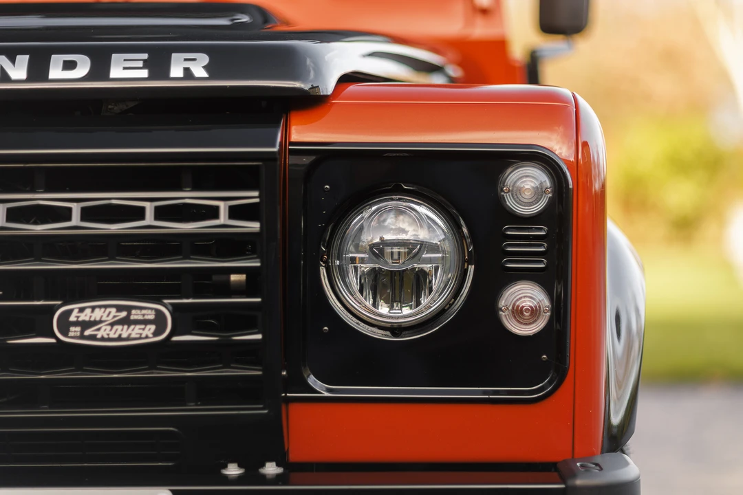 2016 Land Rover Defender 110 - Image 19 of 31