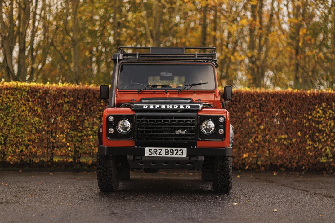 2016 Land Rover Defender 110 - Image 3 of 31