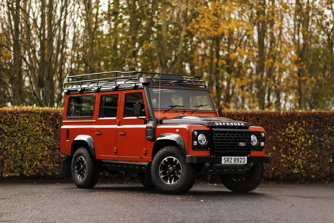 2016 Land Rover Defender 110 - Image 12 of 31