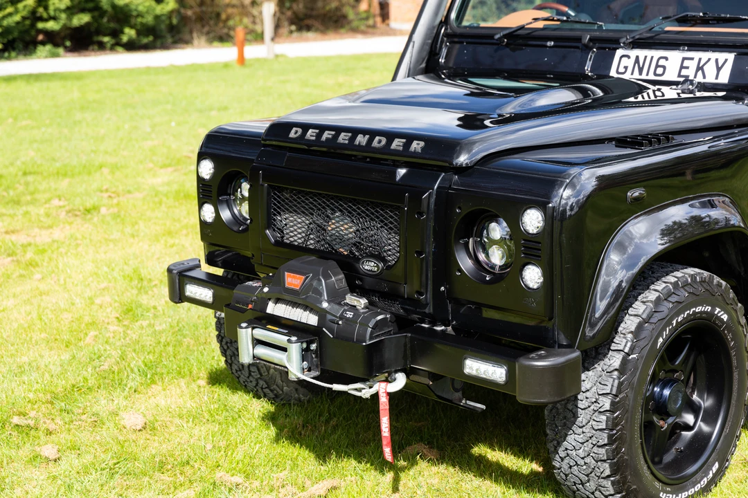 2016 Land Rover Defender 110 - Image 20 of 31