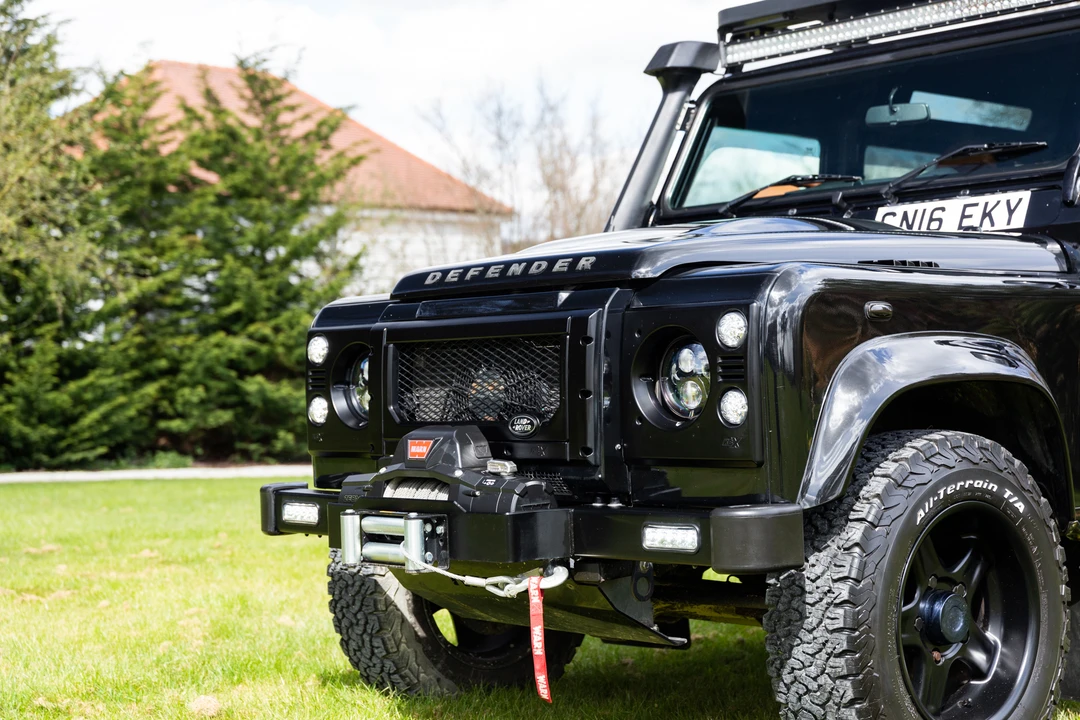2016 Land Rover Defender 110 - Image 21 of 31