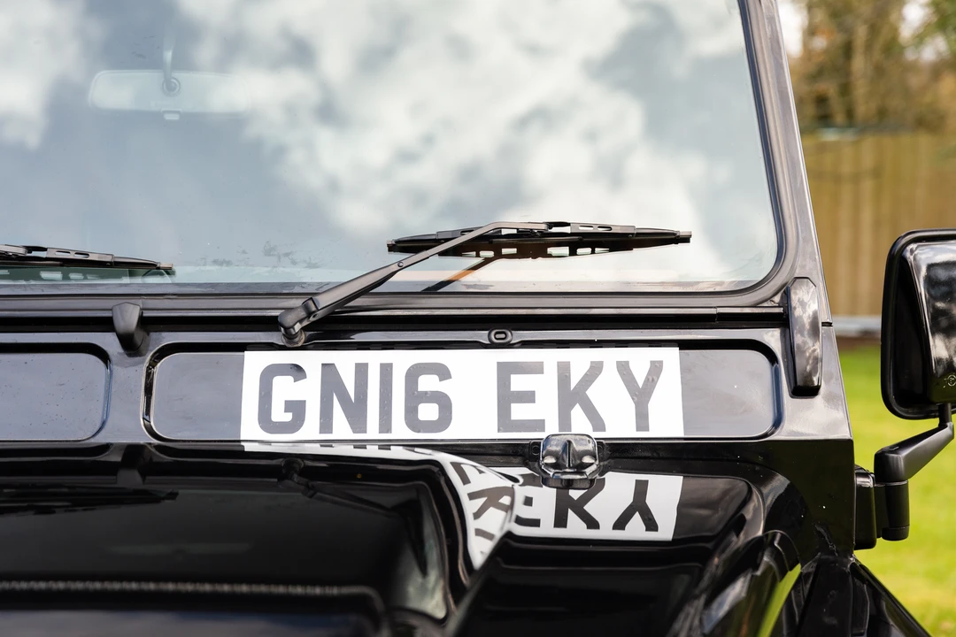 2016 Land Rover Defender 110 - Image 25 of 31