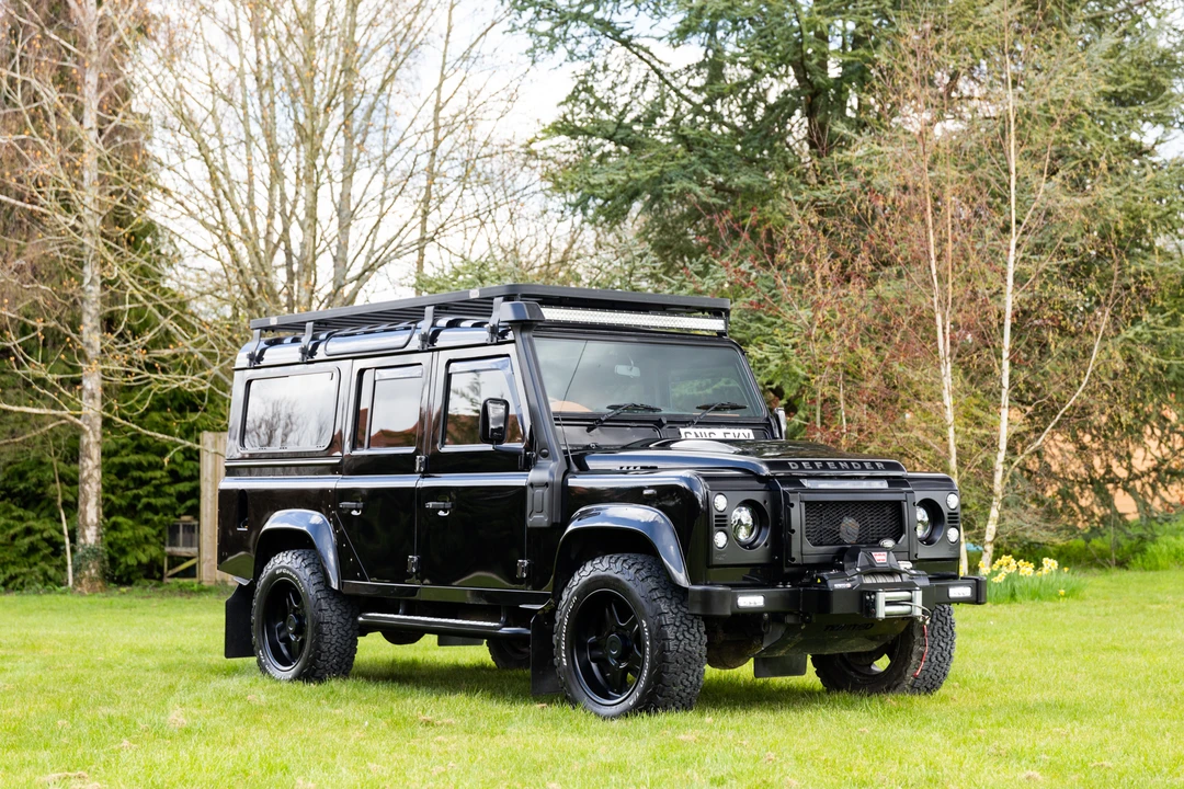 2016 Land Rover Defender 110 - Image 7 of 31