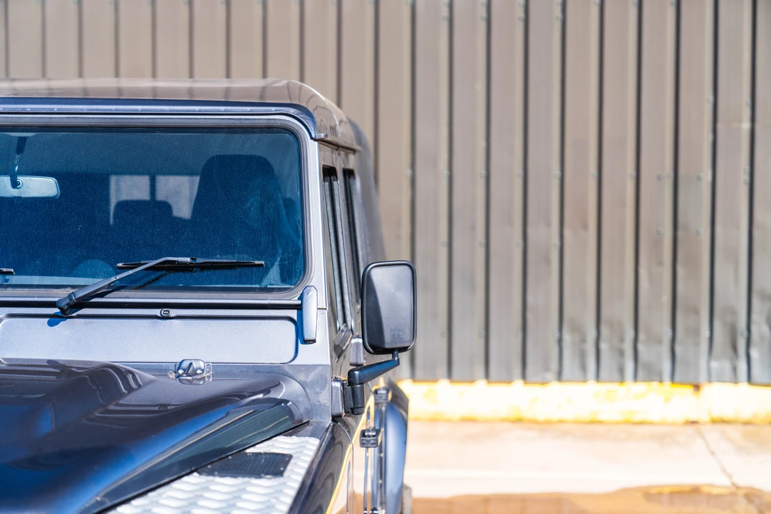 2016 Land Rover Defender 110 - Image 28 of 31