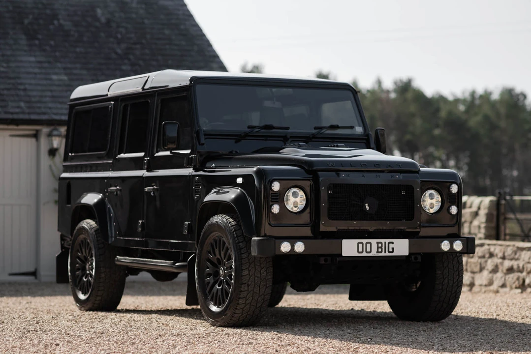 2016 Land Rover Defender 110 - Image 2 of 31