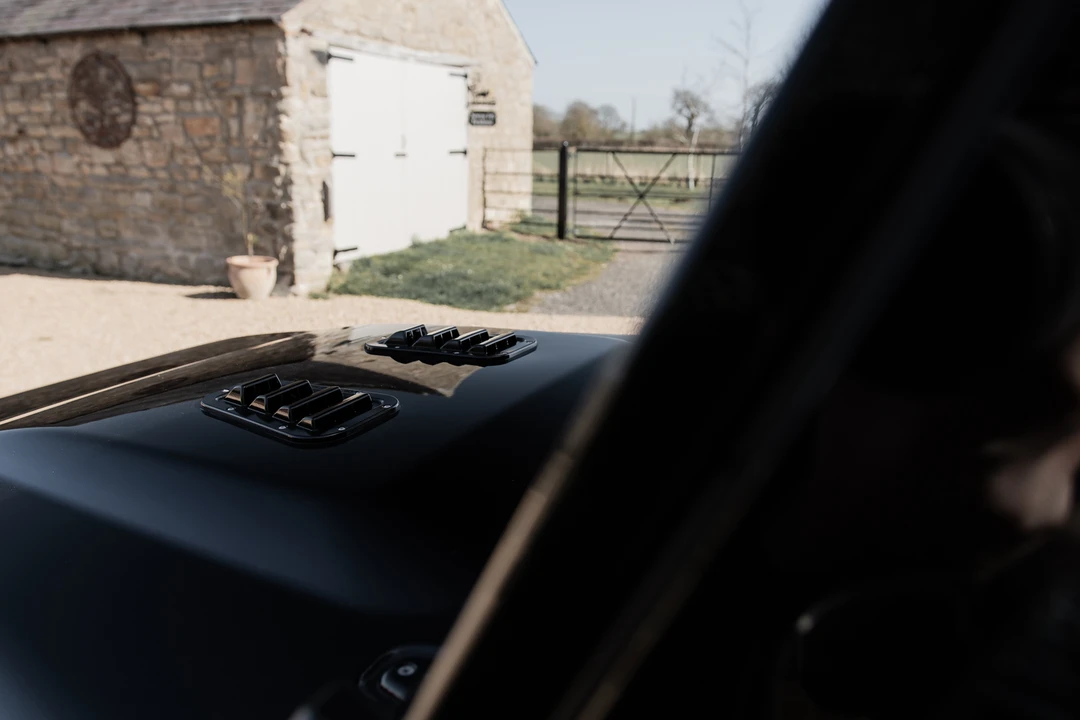 2016 Land Rover Defender 110 - Image 28 of 31