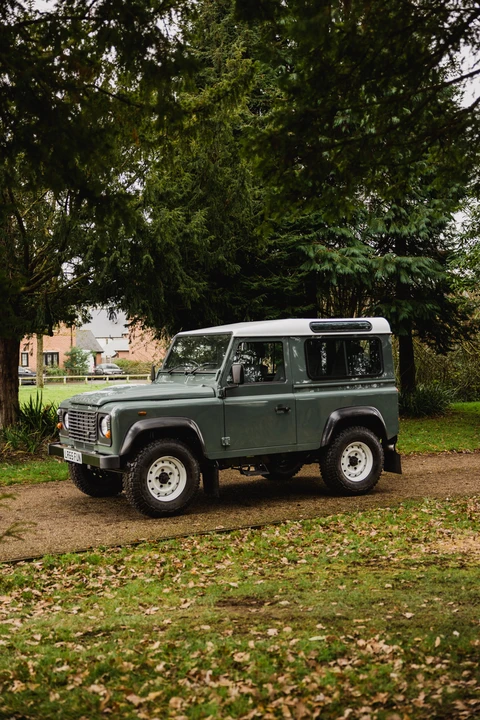 2016 Land Rover Defender 90 - Image 24 of 31