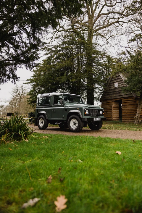 2016 Land Rover Defender 90 - Image 28 of 31