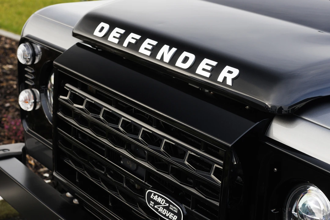 2016 Land Rover Defender 90 - Image 26 of 31