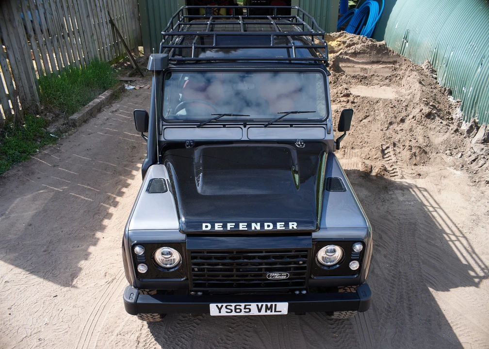 2016 Land Rover Defender 90 - Image 29 of 31