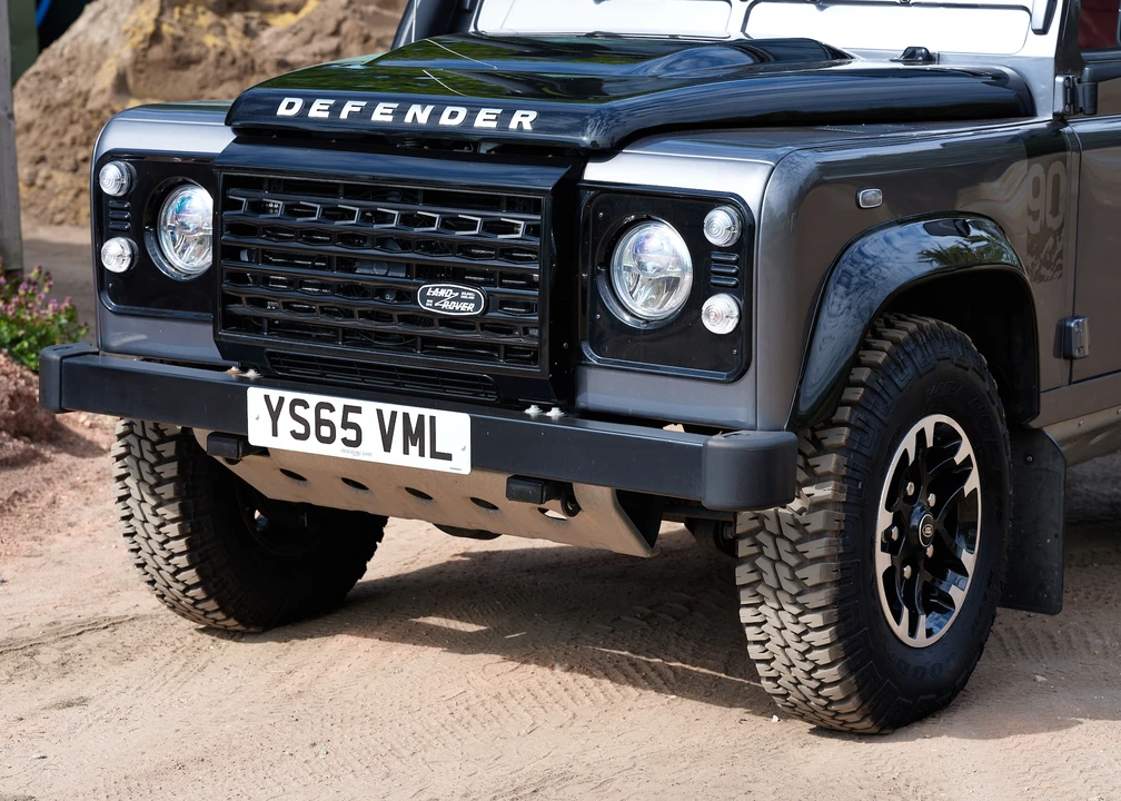 2016 Land Rover Defender 90 - Image 31 of 31