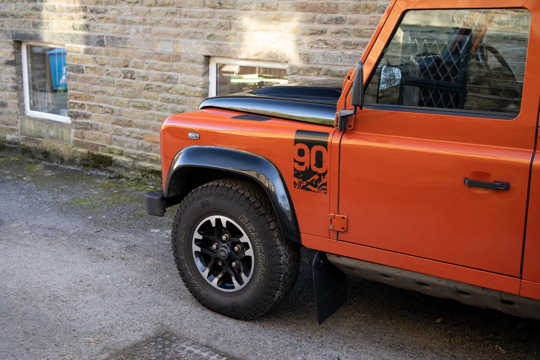 2016 Land Rover Defender 90 - Image 30 of 31