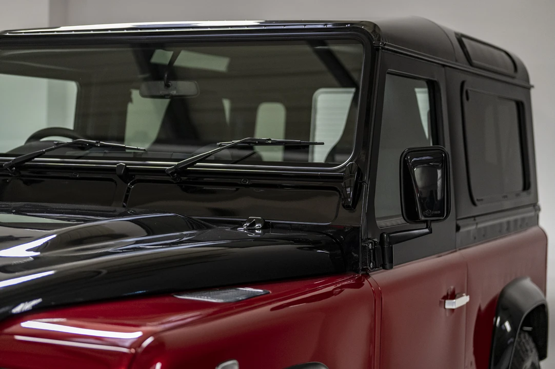 2016 Land Rover Defender 90 - Image 26 of 31