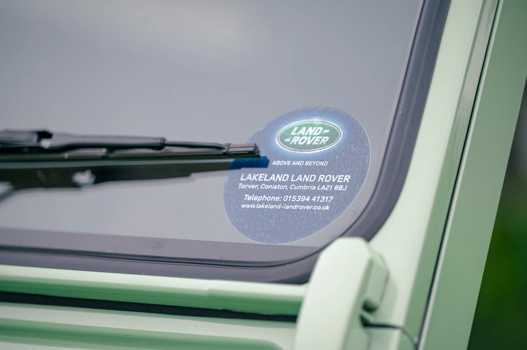 2016 Land Rover Defender 90 - Image 23 of 31
