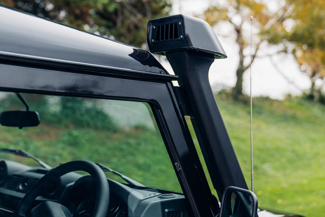 2016 Land Rover Defender 90 - Image 26 of 31