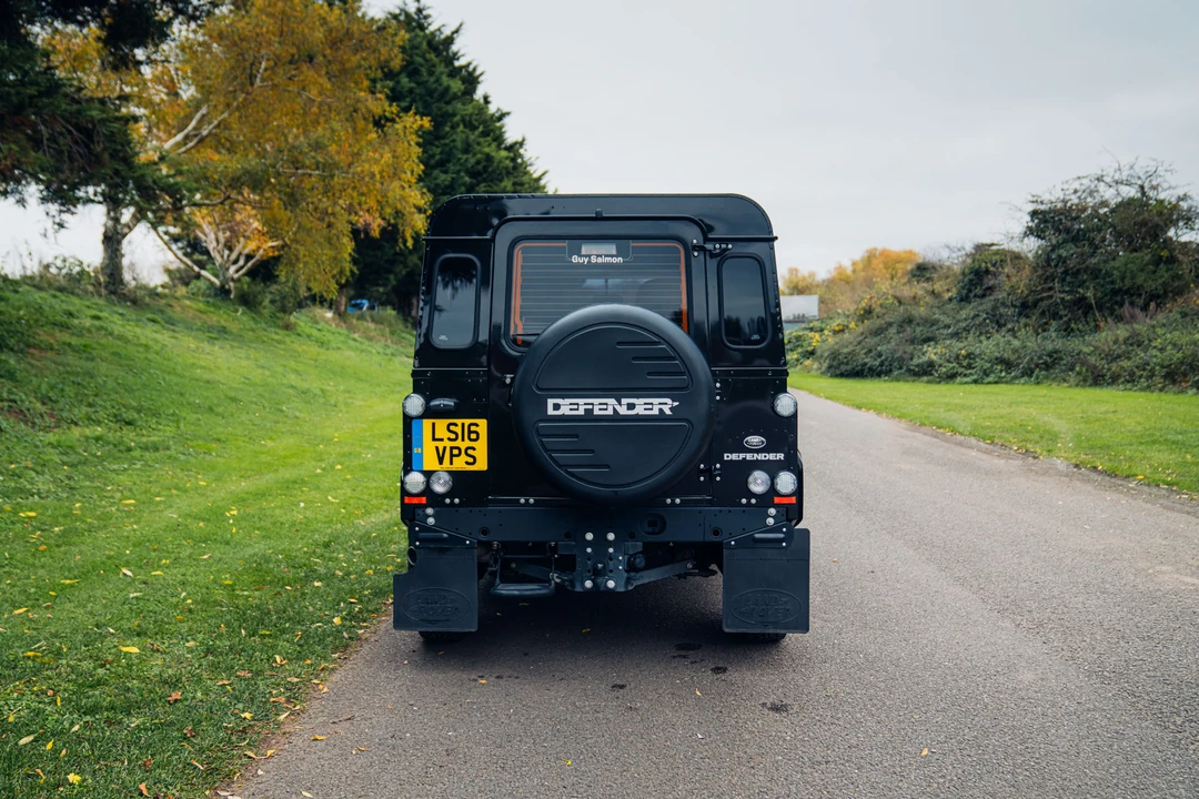2016 Land Rover Defender 90 - Image 7 of 31