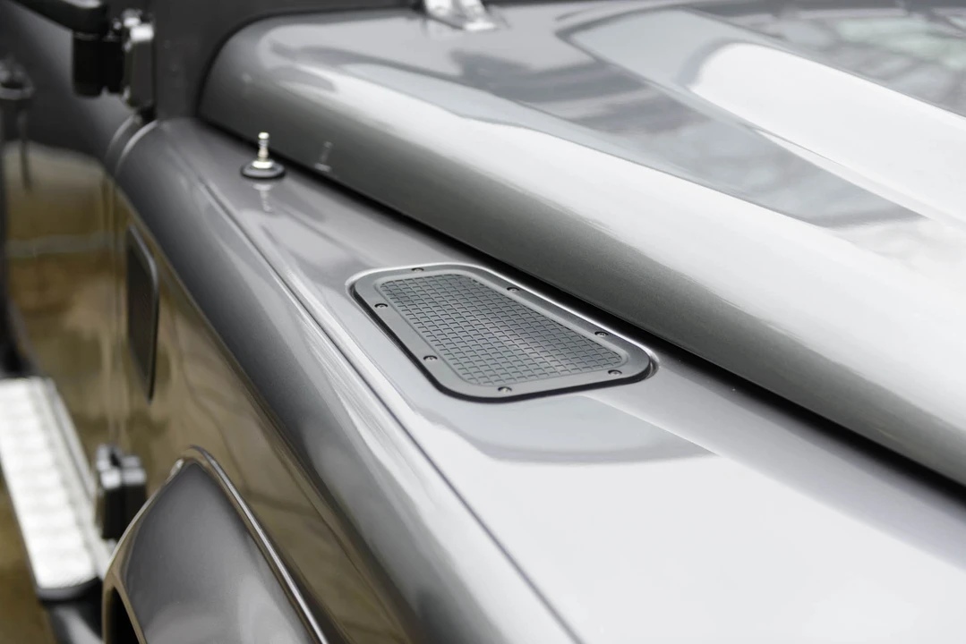 2016 Land Rover Defender 90 - Image 15 of 31