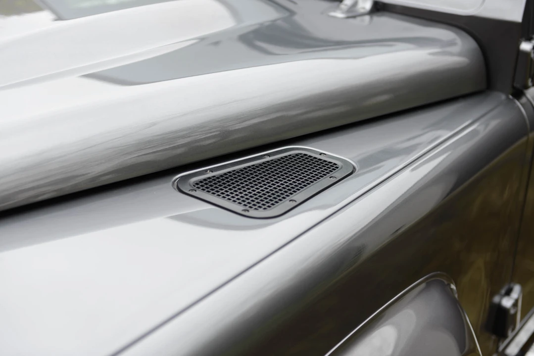 2016 Land Rover Defender 90 - Image 16 of 31