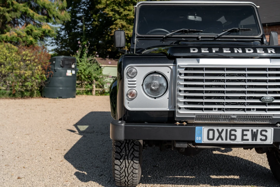 2016 Land Rover Defender 90 - Image 22 of 31