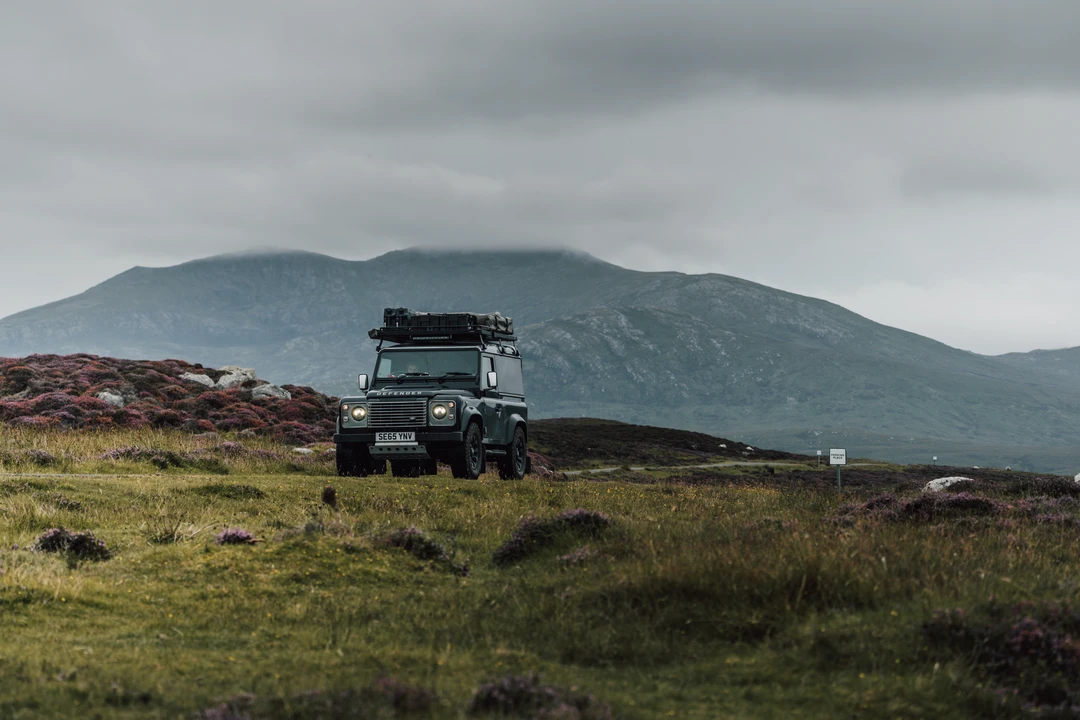 2016 Land Rover Defender 90 - Image 13 of 31
