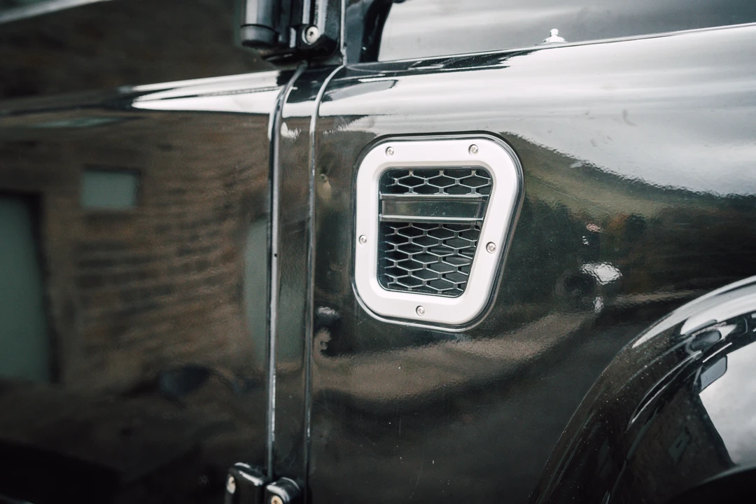 2016 Land Rover Defender 90 - Image 30 of 31