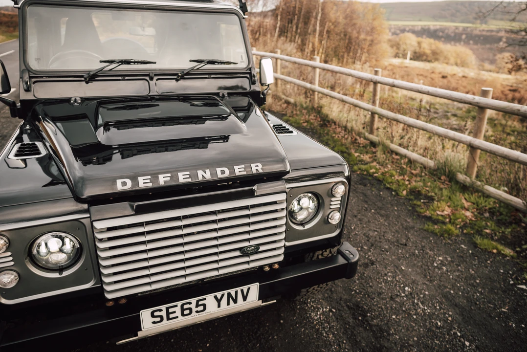 2016 Land Rover Defender 90 - Image 28 of 31