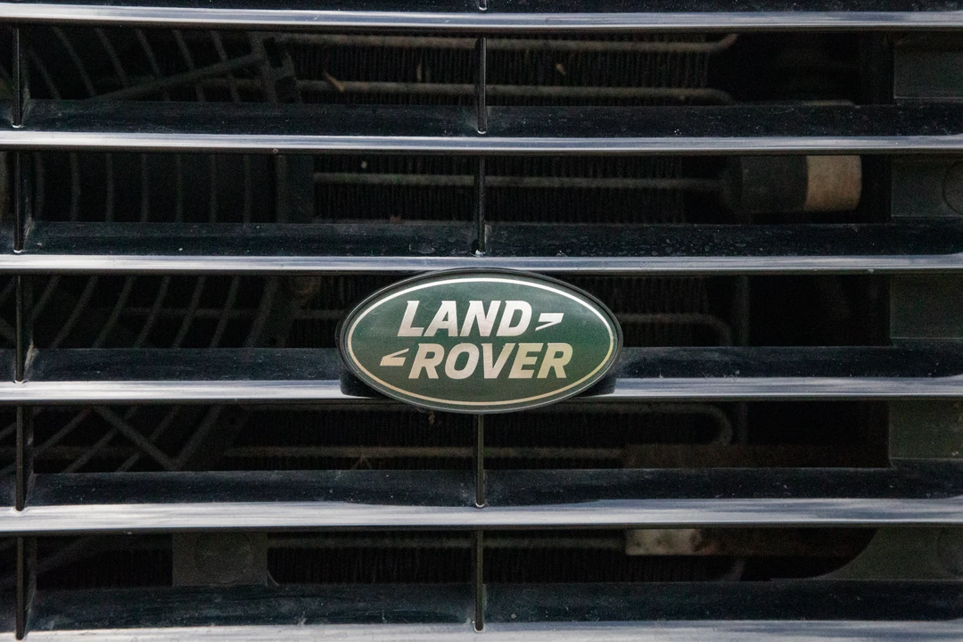 2016 Land Rover Defender 90 - Image 19 of 31