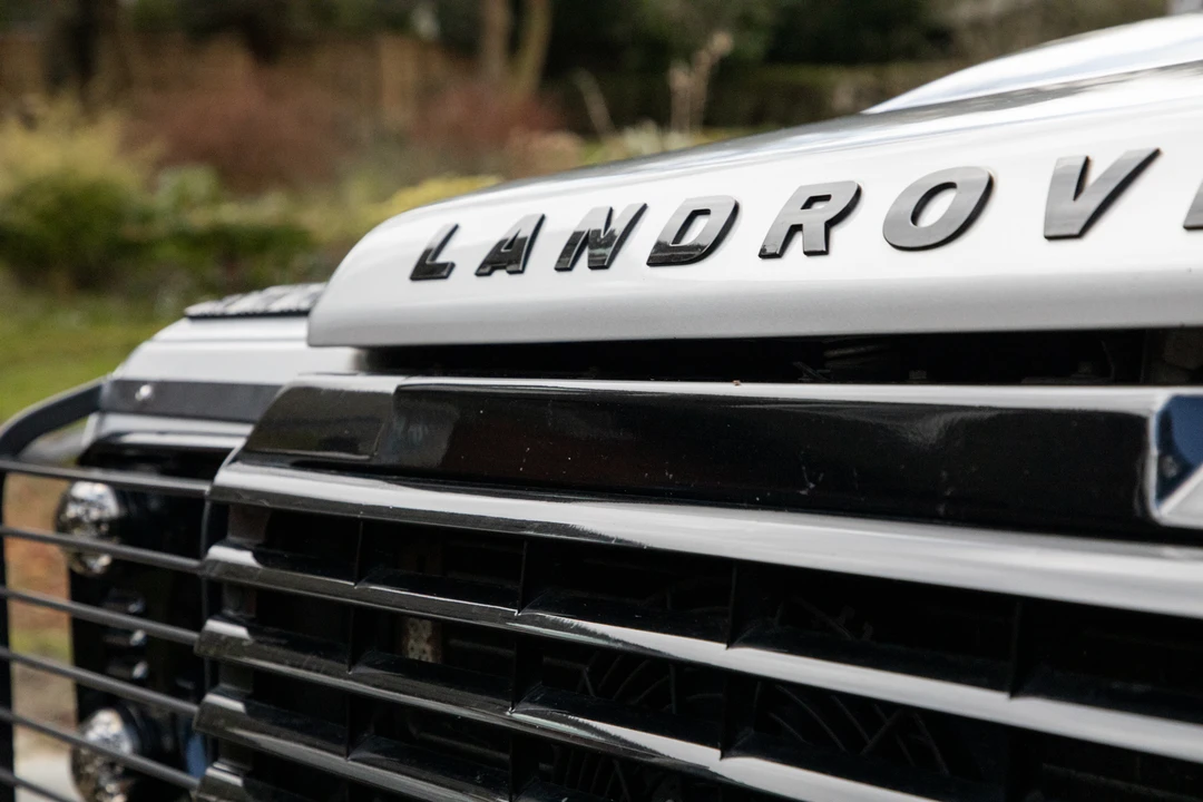 2016 Land Rover Defender 90 - Image 24 of 31