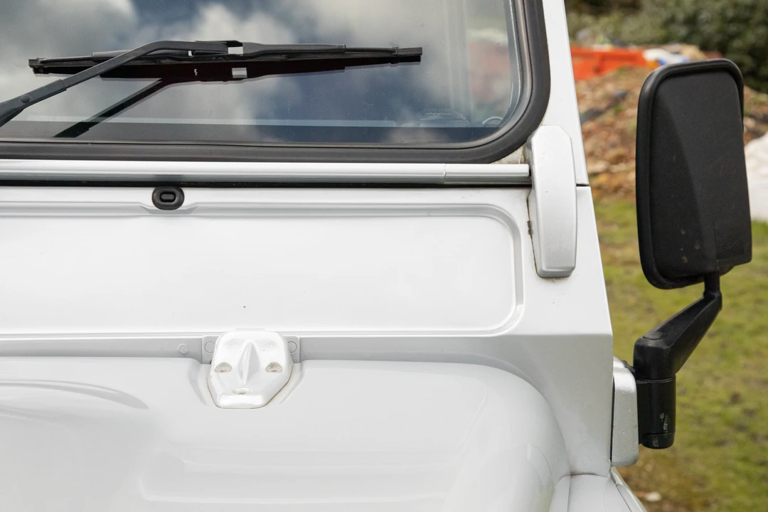 2016 Land Rover Defender 90 - Image 30 of 31