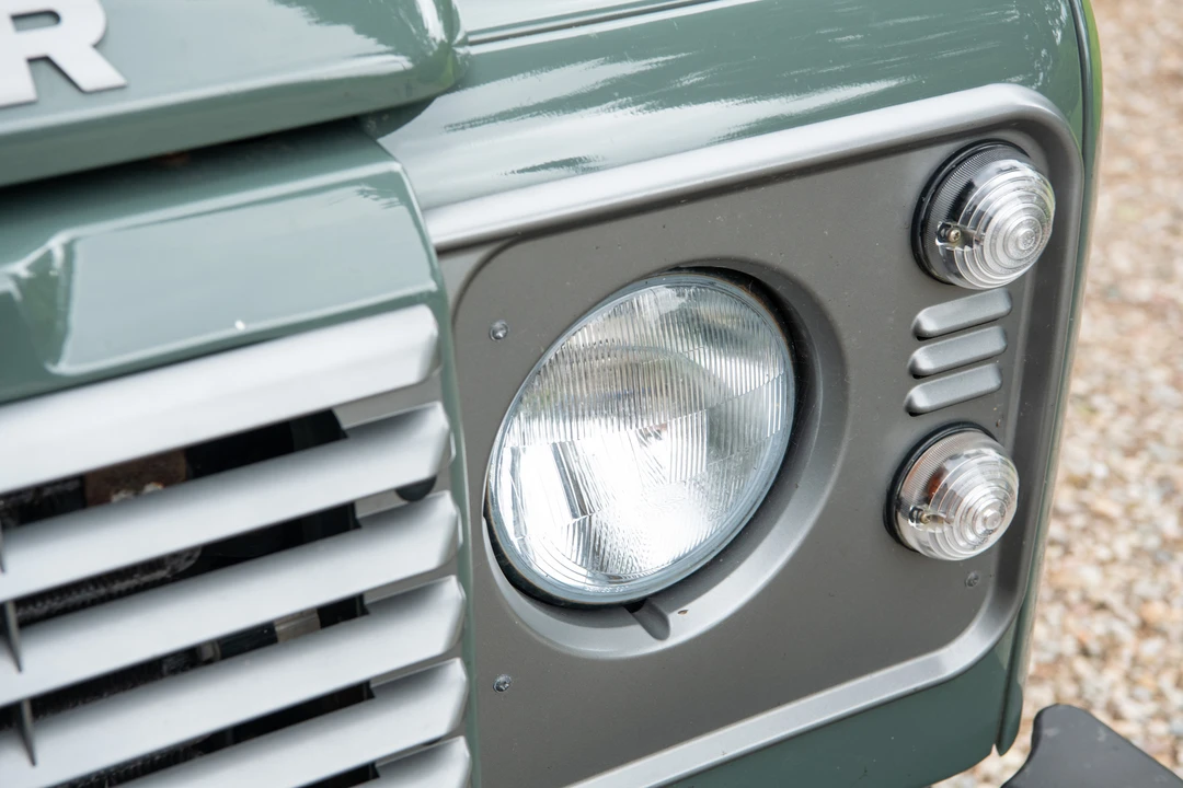 2016 Land Rover Defender 90 - Image 31 of 31