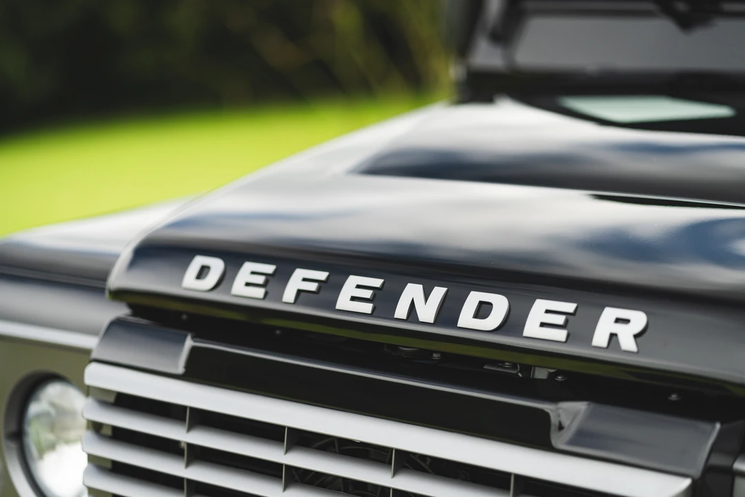 2016 Land Rover Defender 90 - Image 24 of 31