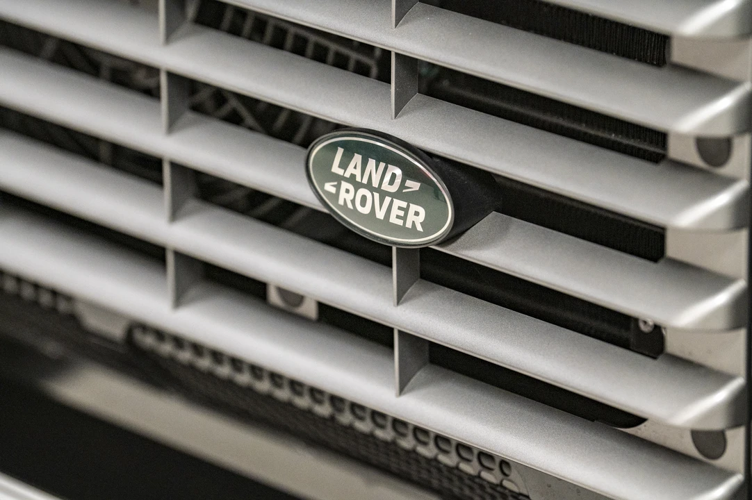 2016 Land Rover Defender 90 - Image 23 of 31