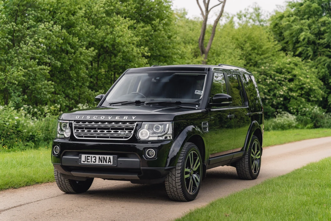 2016 Land Rover Discovery 4th Gen - Image 19 of 31