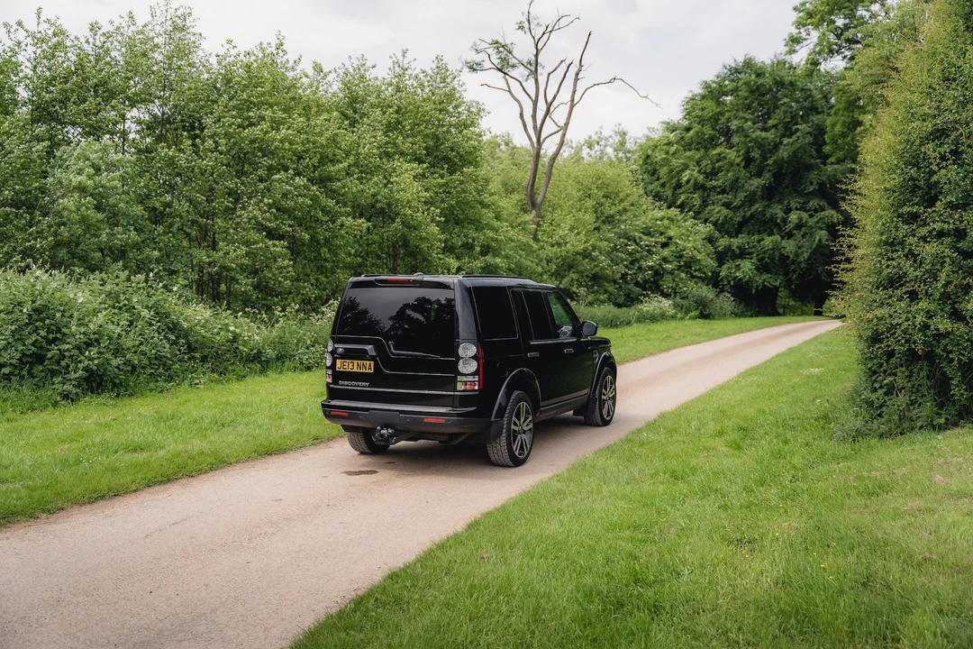 2016 Land Rover Discovery 4th Gen - Image 15 of 31