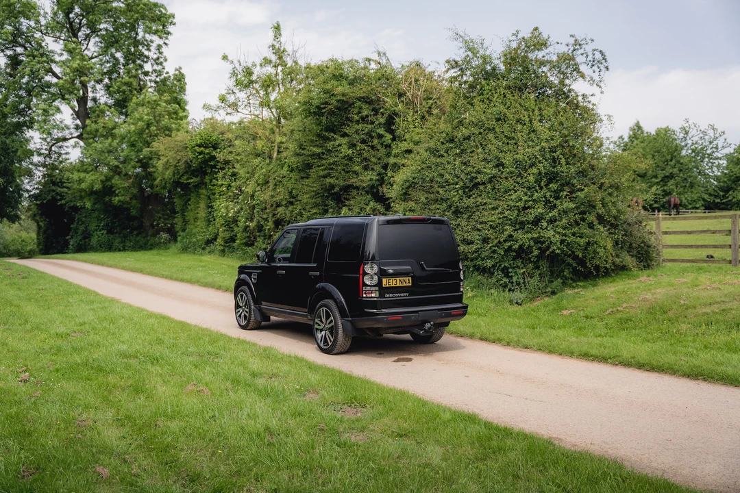 2016 Land Rover Discovery 4th Gen - Image 13 of 31