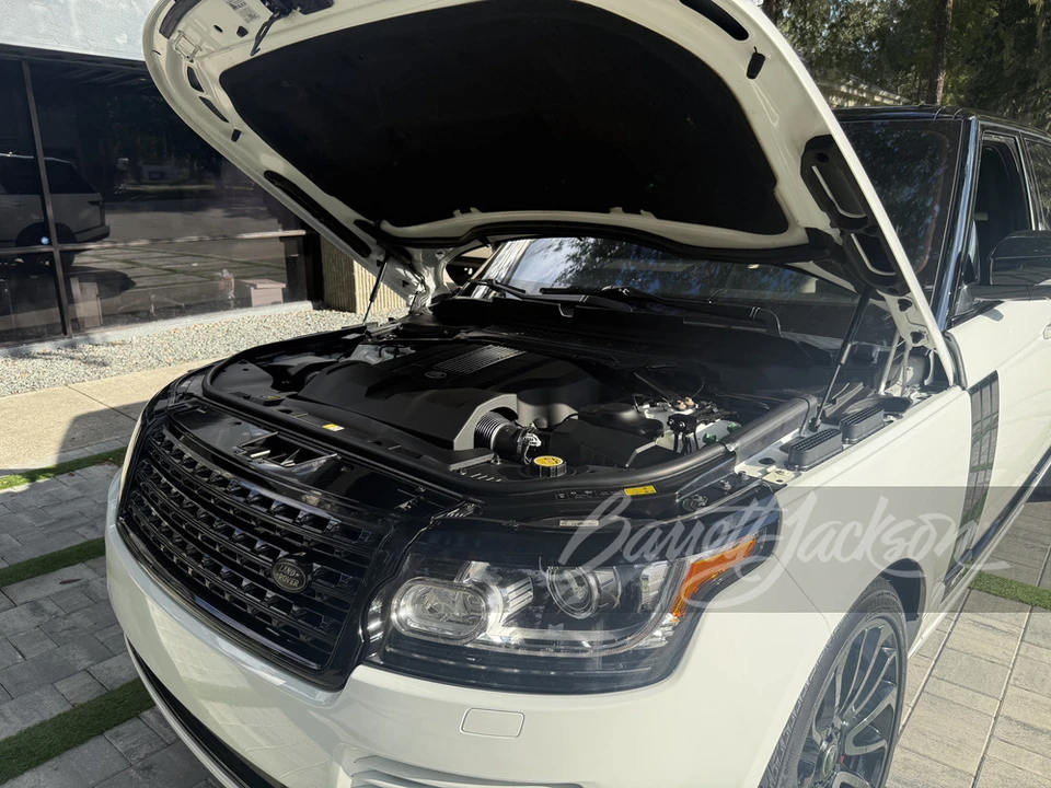 2016 Land Rover Range Rover L405 - Image 14 of 31