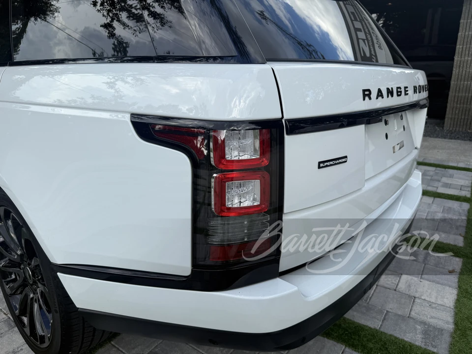 2016 Land Rover Range Rover L405 - Image 16 of 31