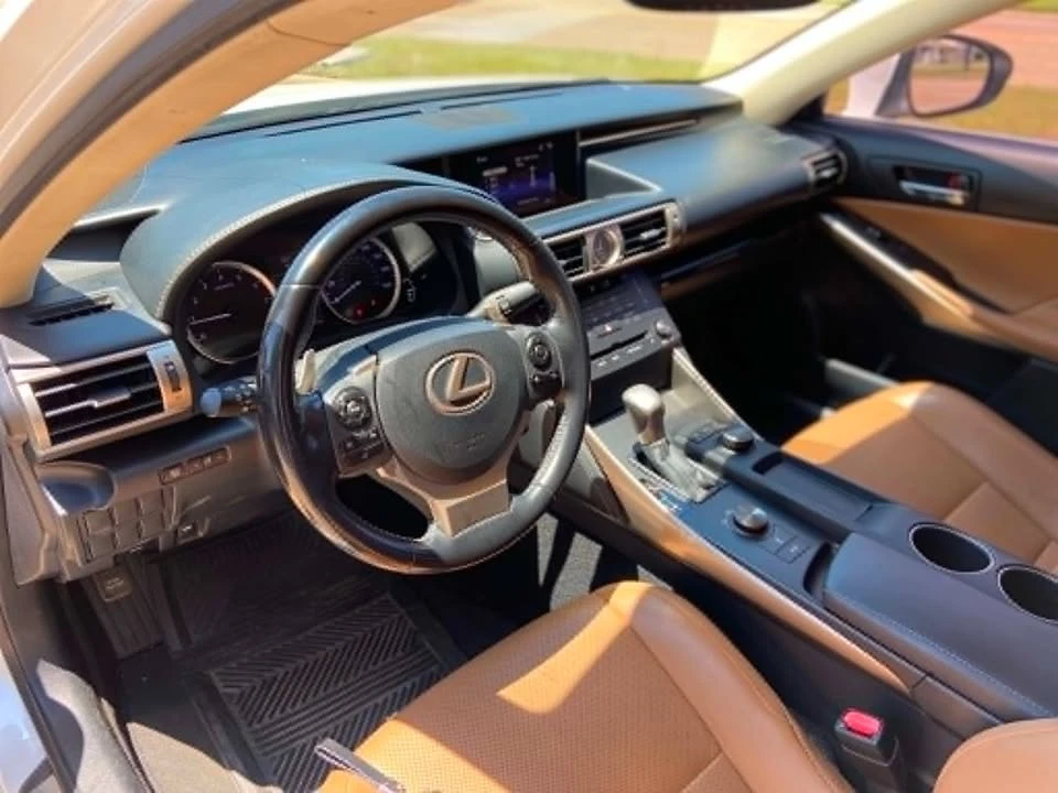 2016 Lexus IS 3rd Gen - Image 7 of 10