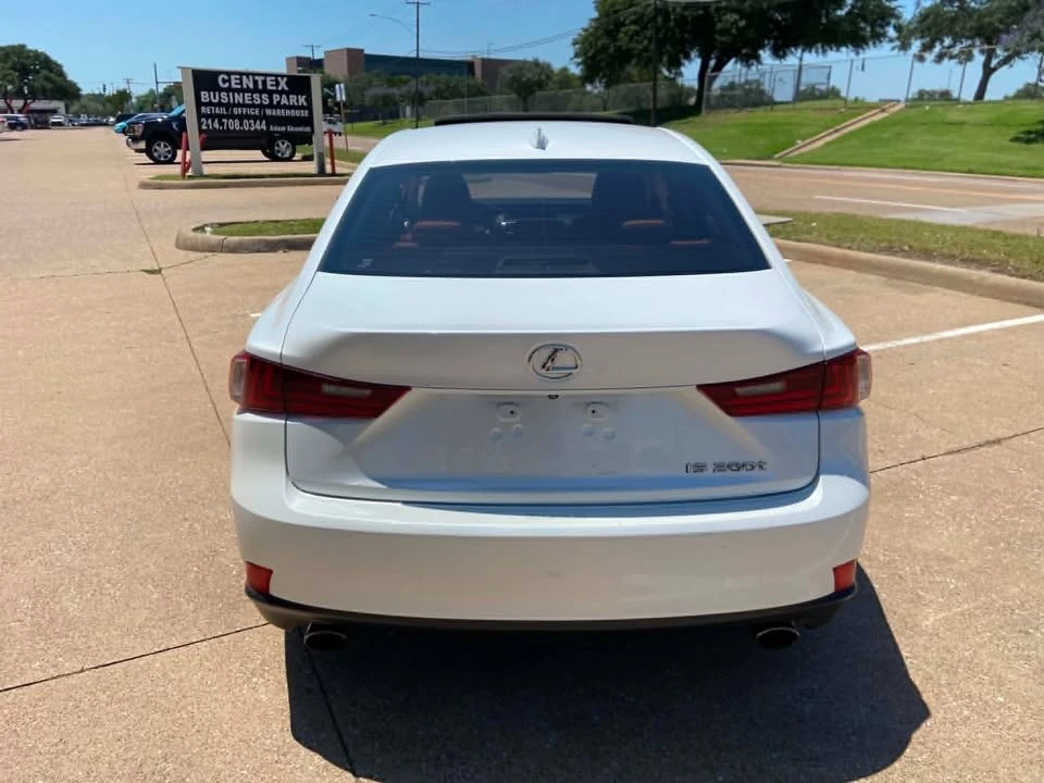 2016 Lexus IS 3rd Gen - Image 5 of 10
