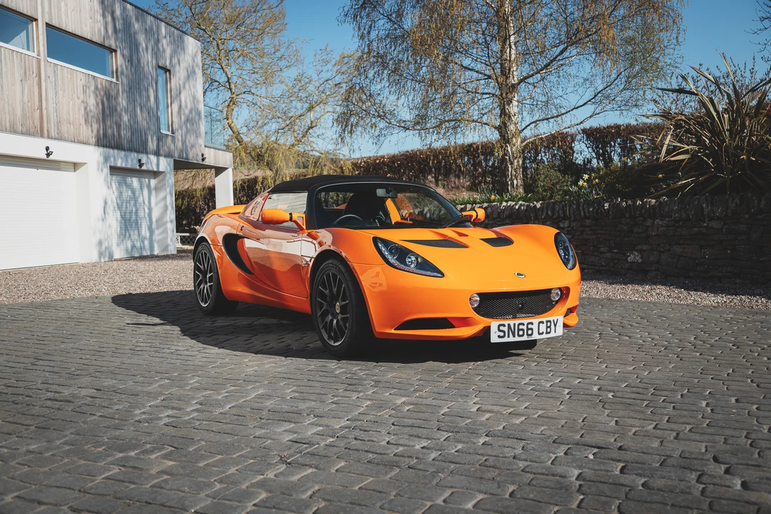 2016 Lotus Elise Series 3 - Image 4 of 31