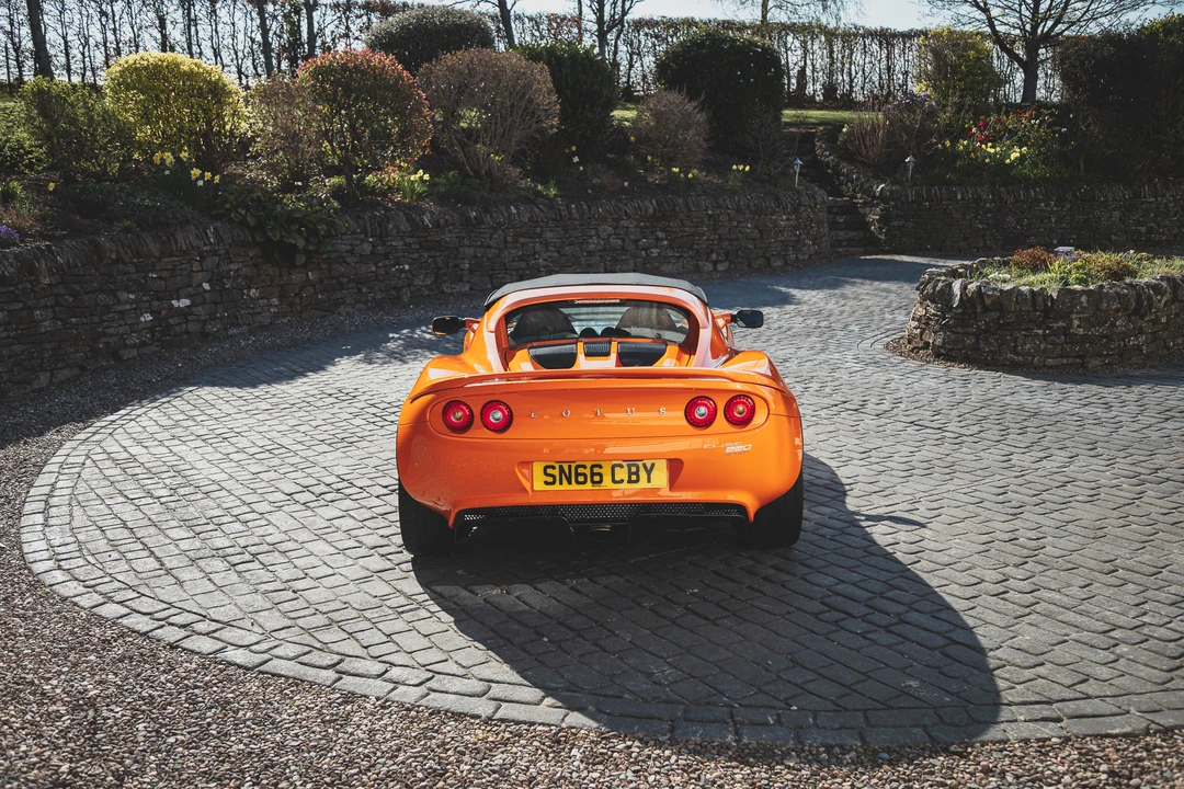 2016 Lotus Elise Series 3 - Image 16 of 31