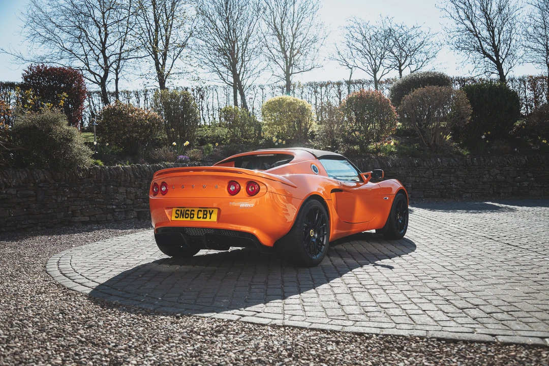 2016 Lotus Elise Series 3 - Image 15 of 31