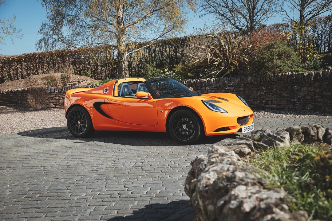2016 Lotus Elise Series 3 - Image 13 of 31