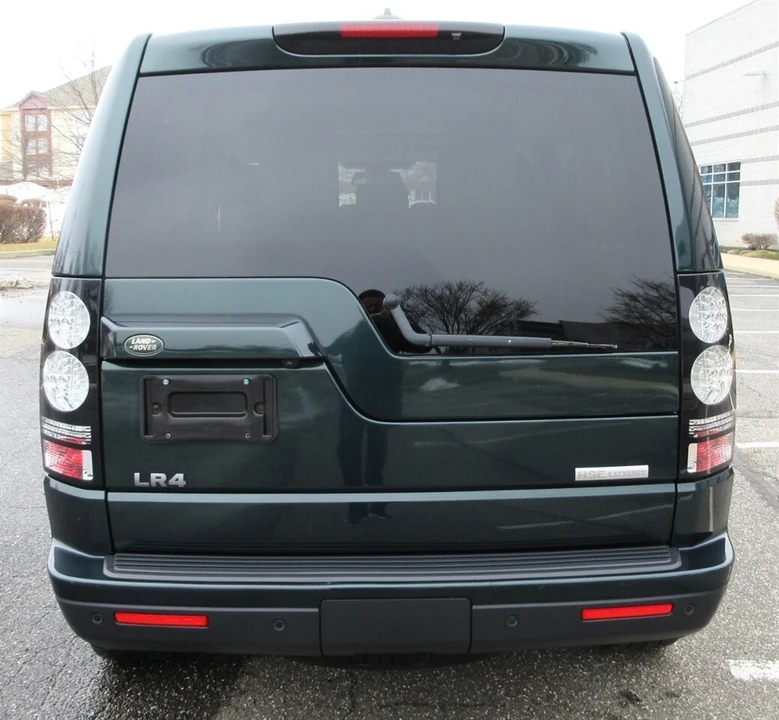 2016 Land Rover Discovery 4th Gen - Image 16 of 21