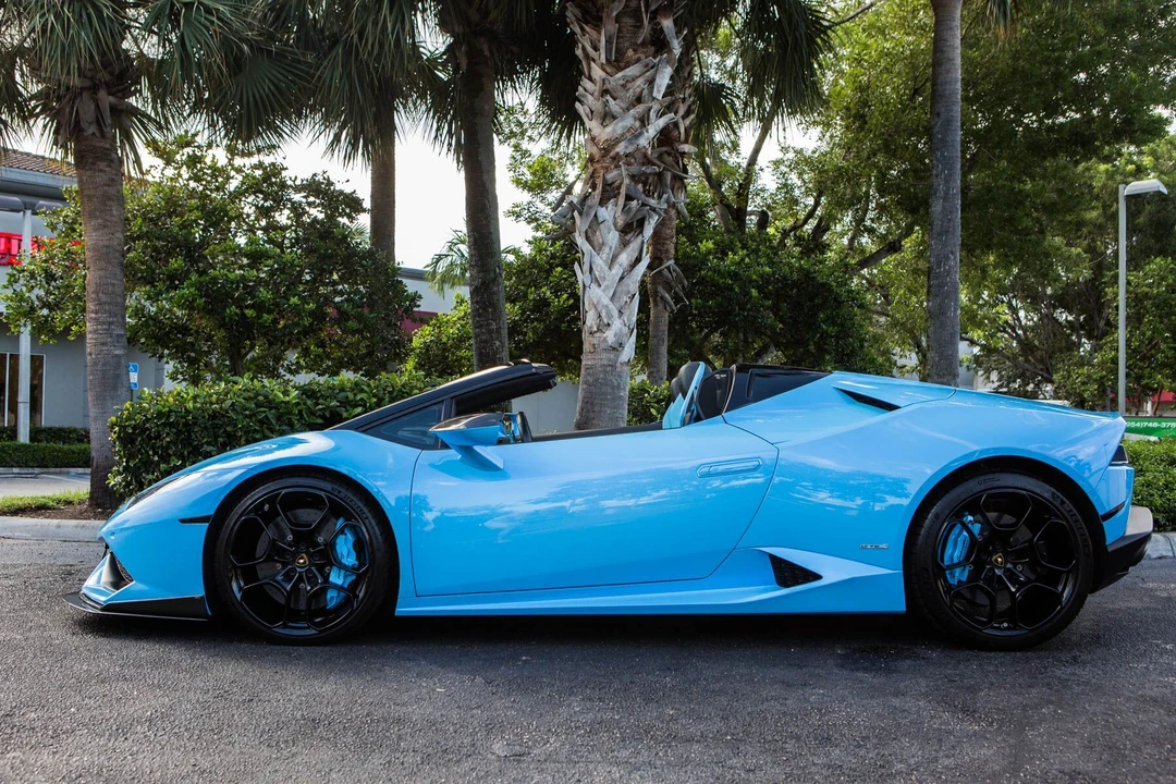 2016 Lamborghini Huracan LP610-4 - Image 3 of 9