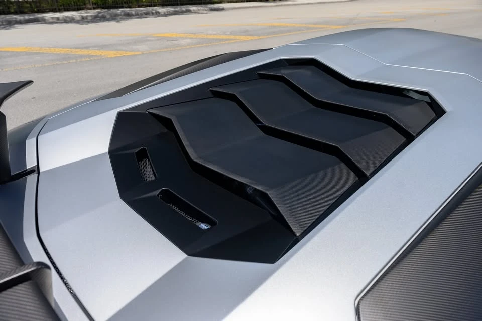 2016 Lamborghini Aventador LP700-4 - Image 12 of 19