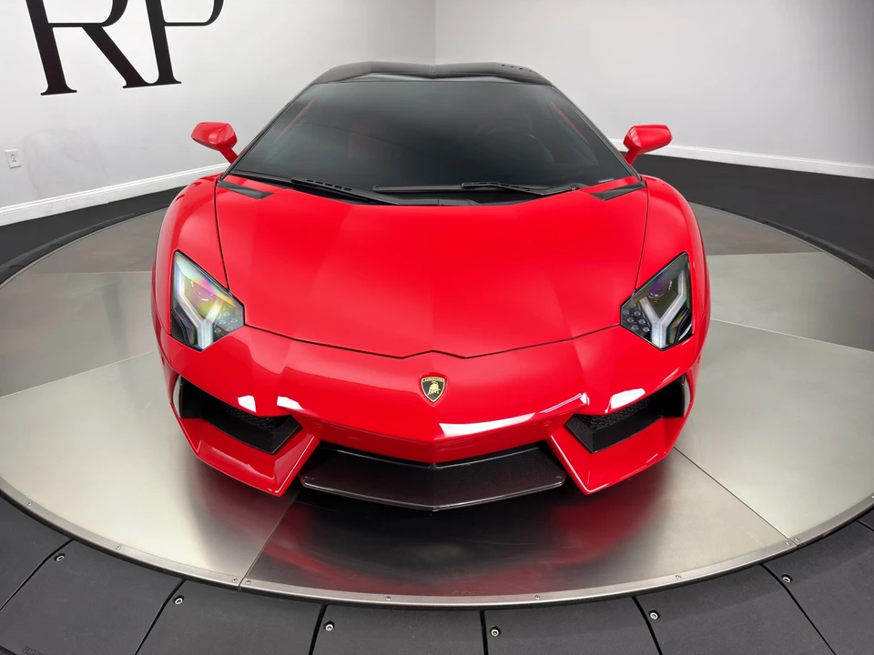 2016 Lamborghini Aventador LP700-4 - Image 17 of 24