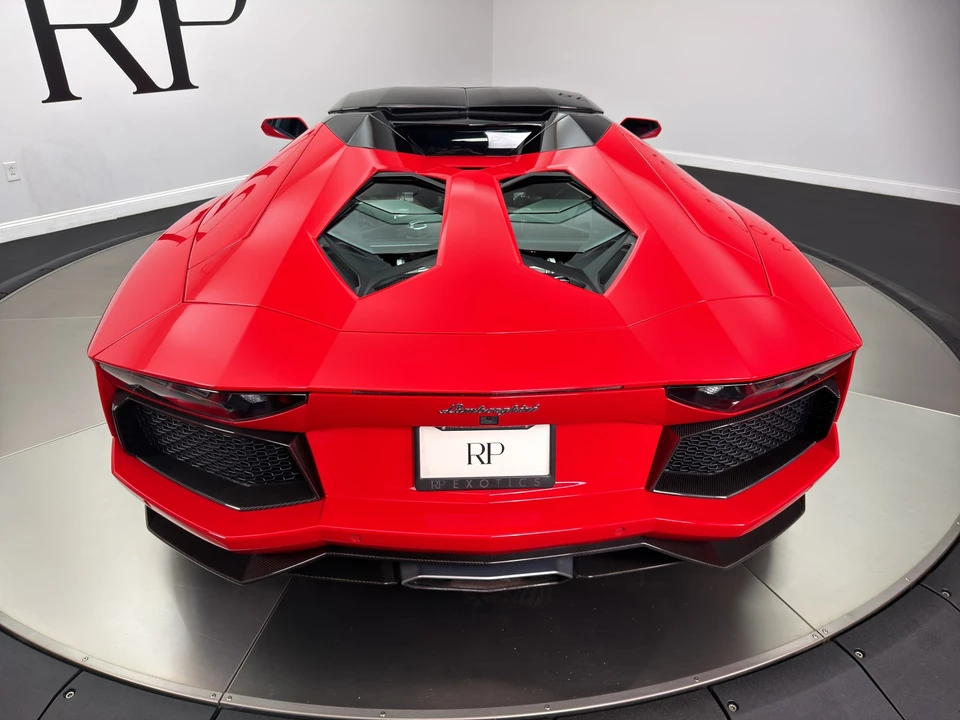2016 Lamborghini Aventador LP700-4 - Image 19 of 24