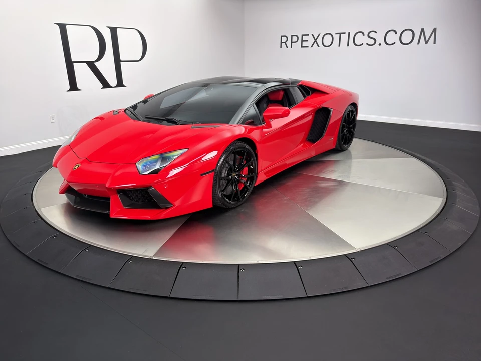 2016 Lamborghini Aventador LP700-4 - Image 10 of 24